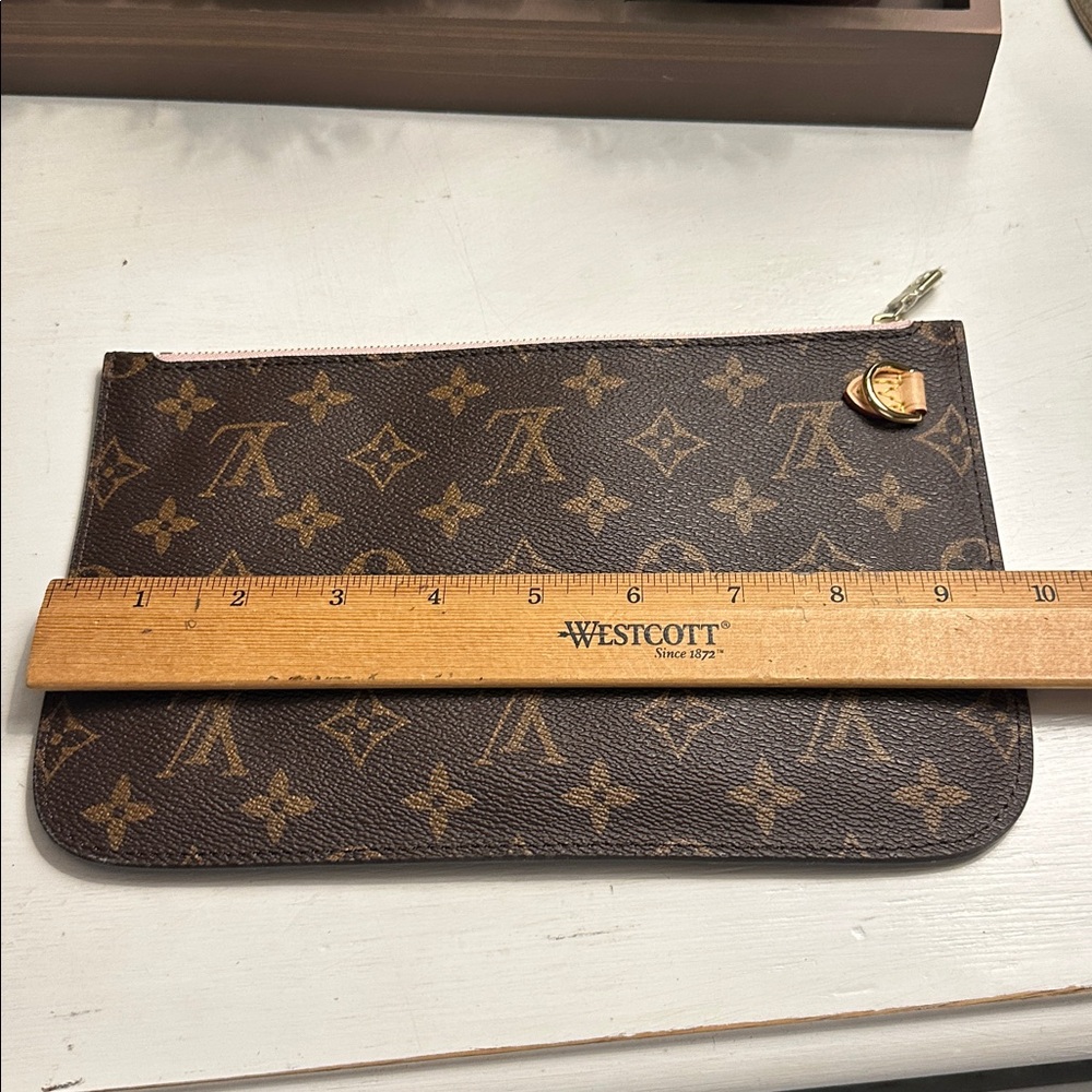 Nwots Authentic Louis Vuitton Neverful Large Pouch Clutch - Picture 7 of 9